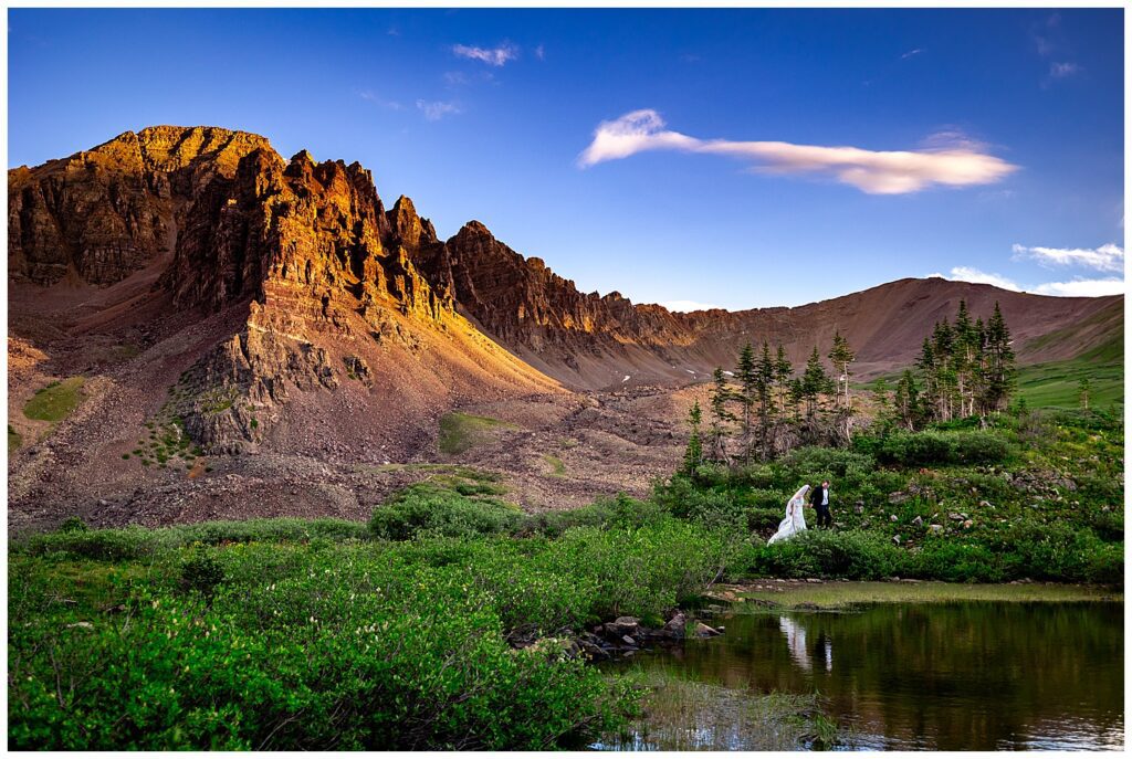 Aspen-hiking-elopement-photographer- Cathedral-Lake